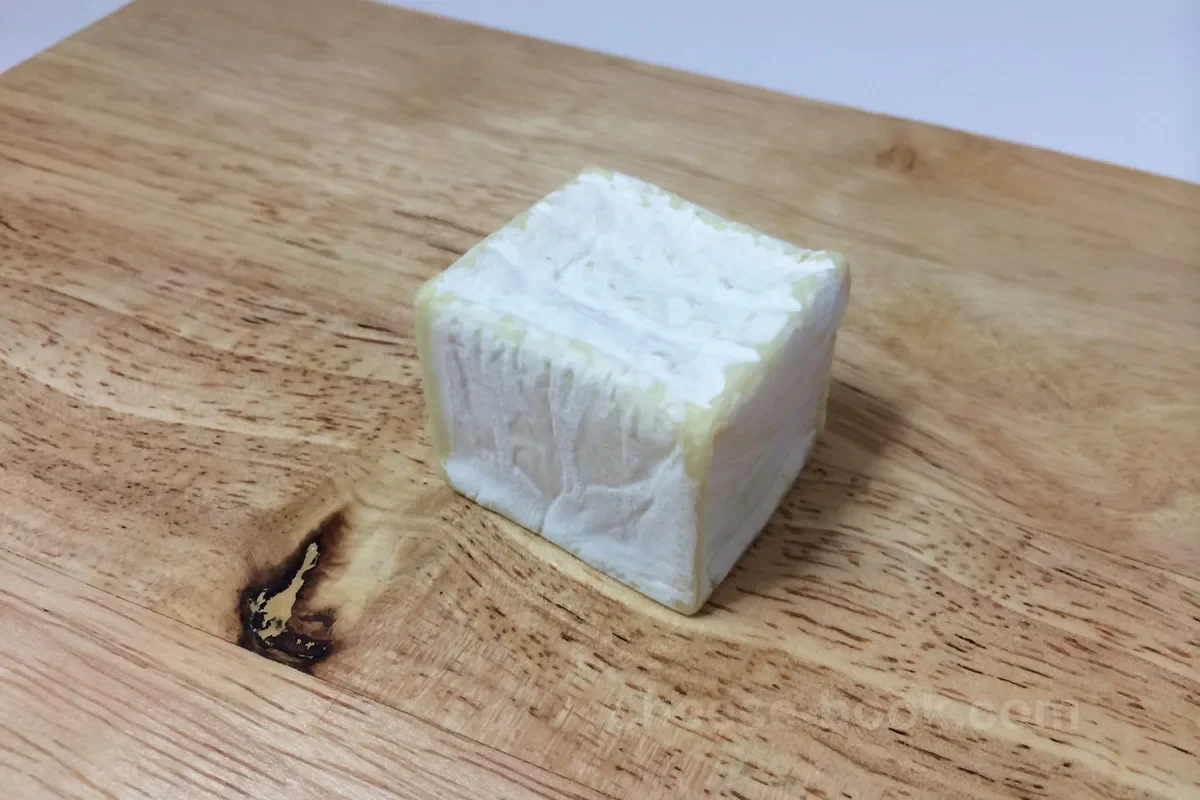 パヴェ・ダフィノア